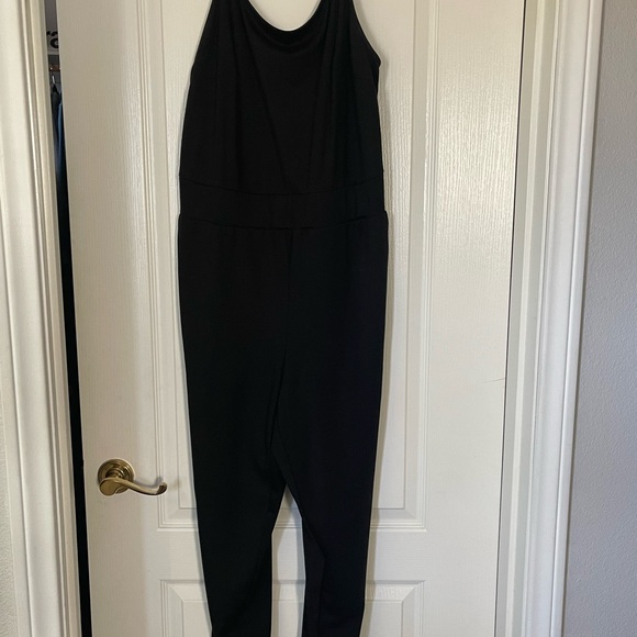 Ponte Sleeveless Jumpsuit Torrid - Picture 6 of 12